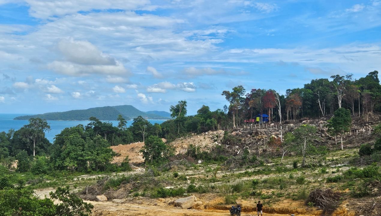 Prime seaview investment land in Koh Rong Island