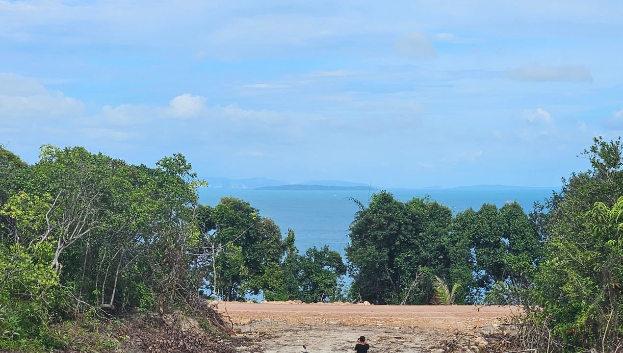 Koh Rong seaview development land near Koh Touch Beach