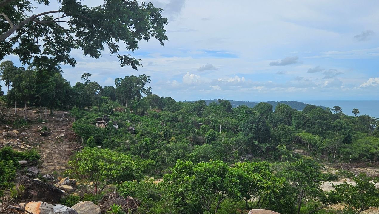 Panoramic sea view land for development in Koh Rong