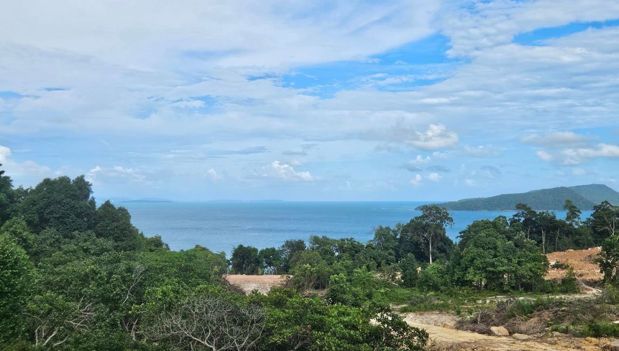 Panoramic sea view land for development in Koh Rong